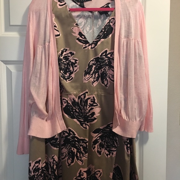Dress for the beach! - Picture 1 of 4